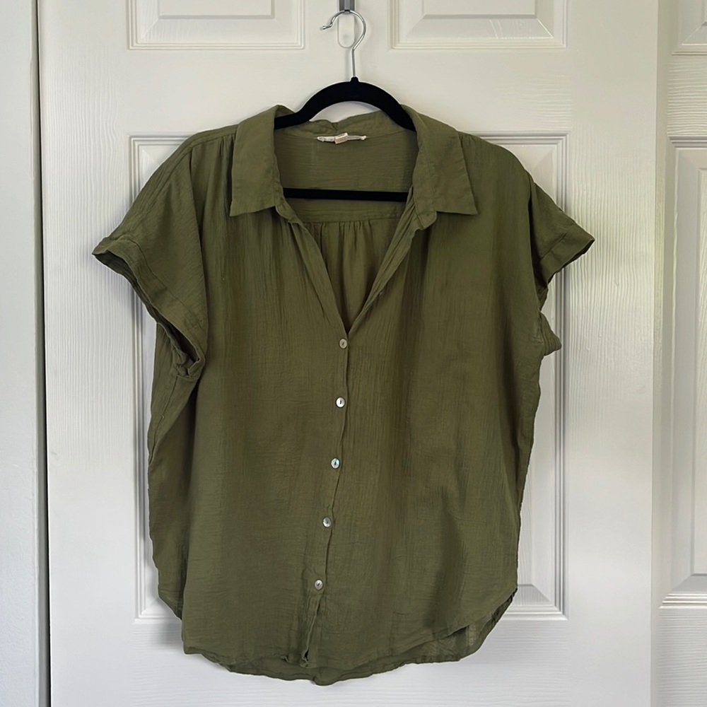 green short sleeve button up